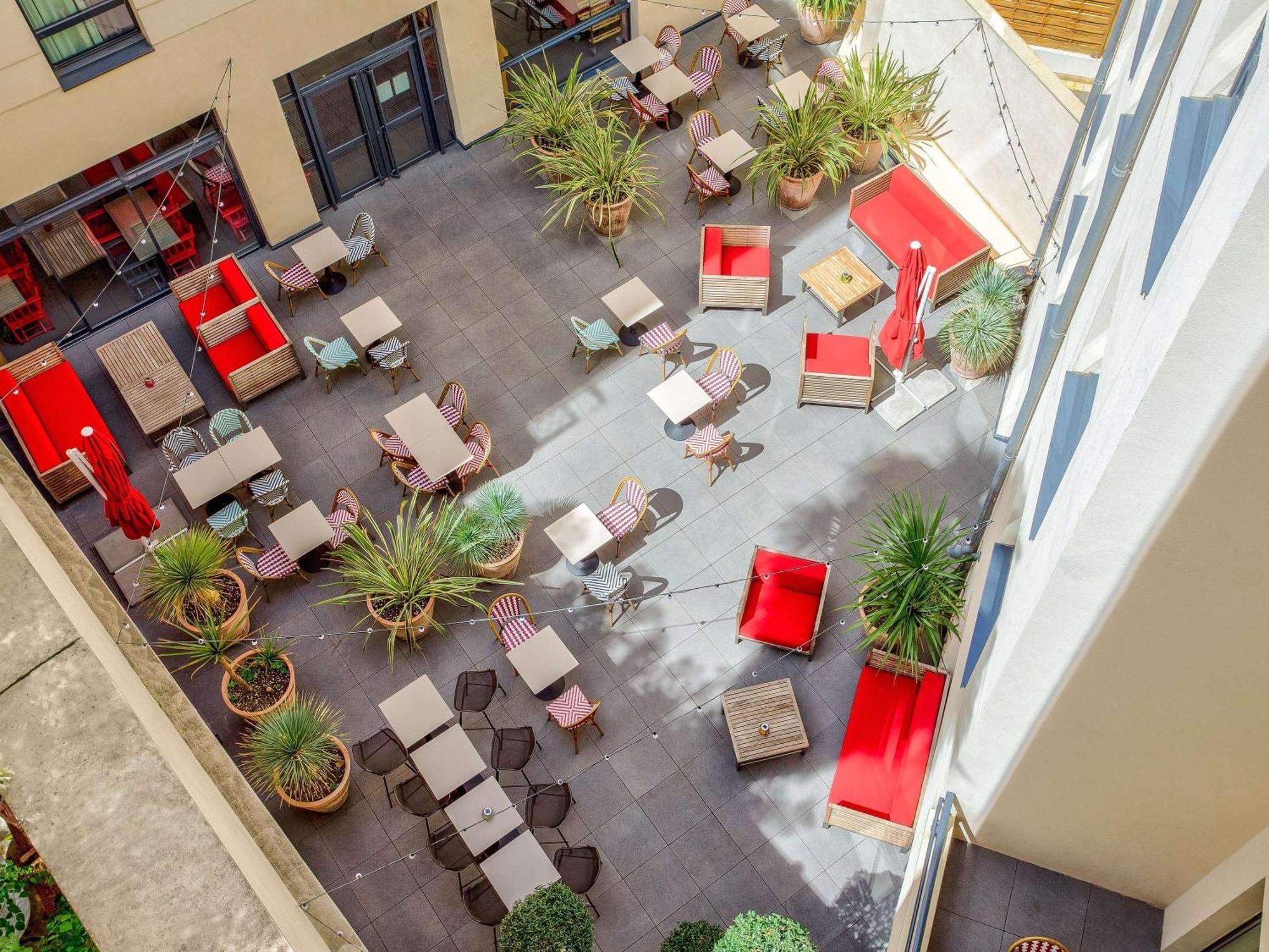 Aparthotel Adagio Montpellier Centre Comedie Exterior photo